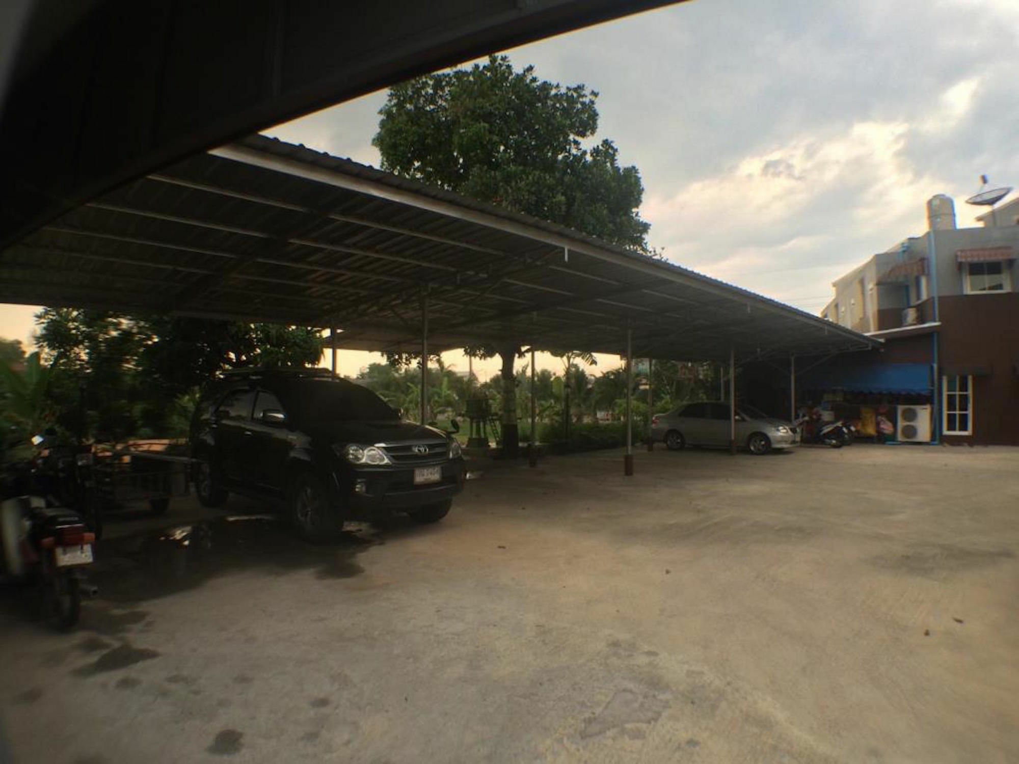 Bannita Hotel Hat Yai Exterior photo
