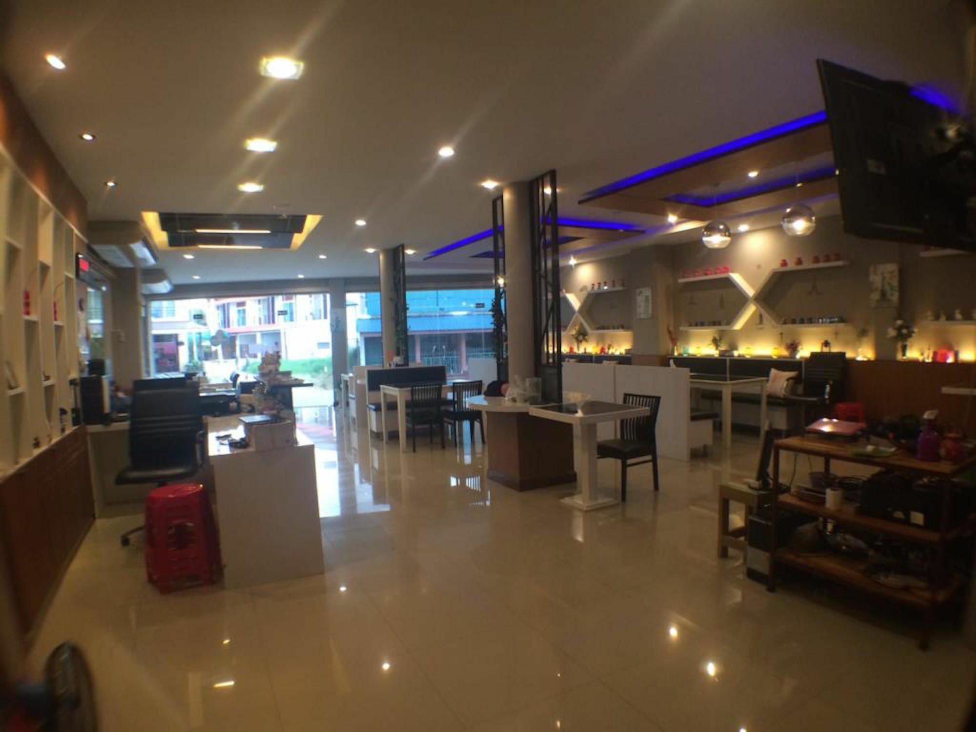 Bannita Hotel Hat Yai Exterior photo